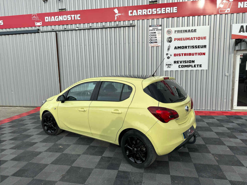 OPEL CORSA E 2015