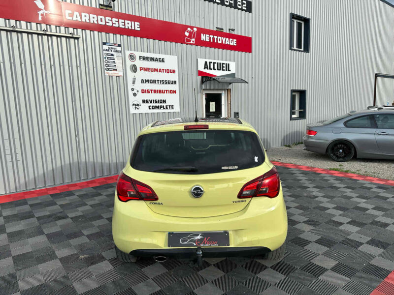 OPEL CORSA E 2015