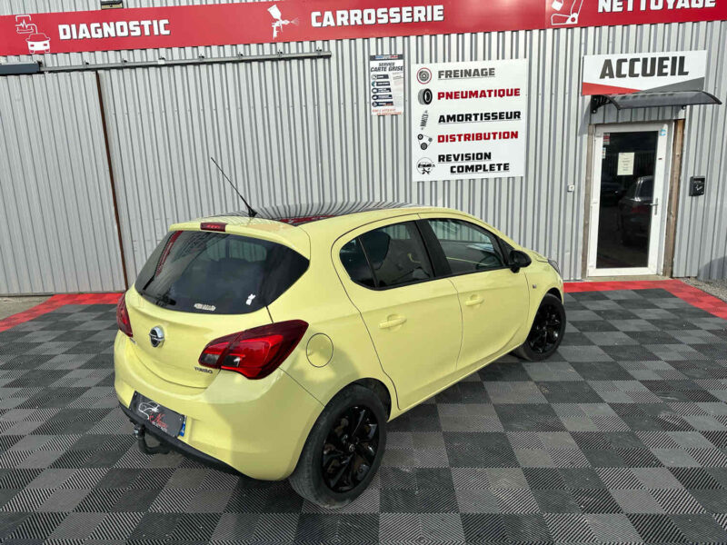 OPEL CORSA E 2015