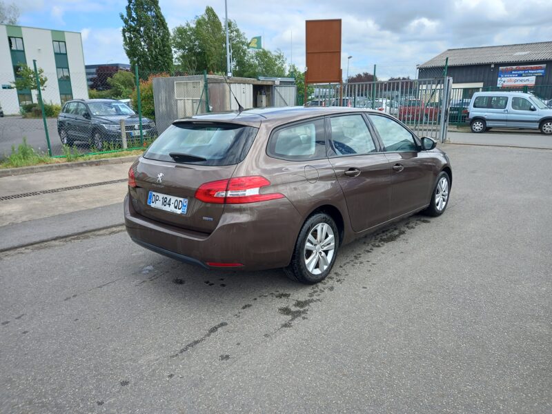 PEUGEOT 308 SW II 2015