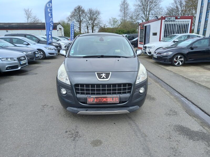 PEUGEOT 3008 2011