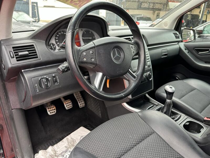 MERCEDES CLASSE B Sports Tourer 2009