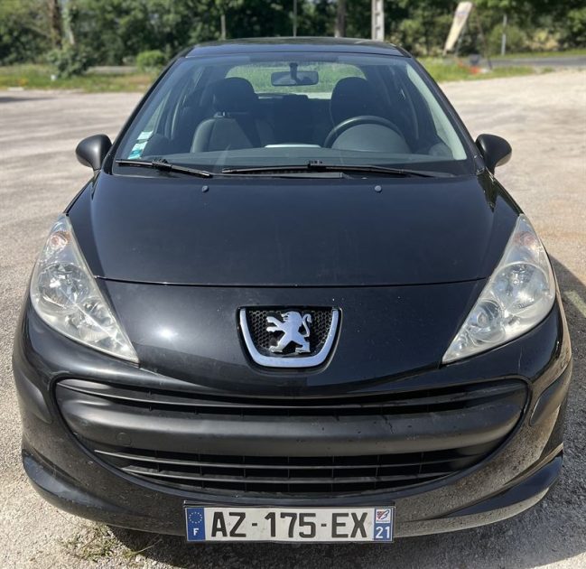 PEUGEOT 207 BERLINE 1.4E 73CH TRENDY