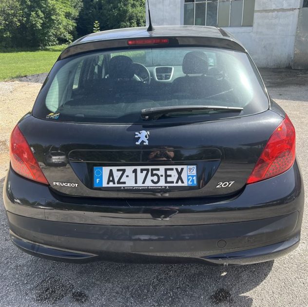 PEUGEOT 207 BERLINE 1.4E 73CH TRENDY