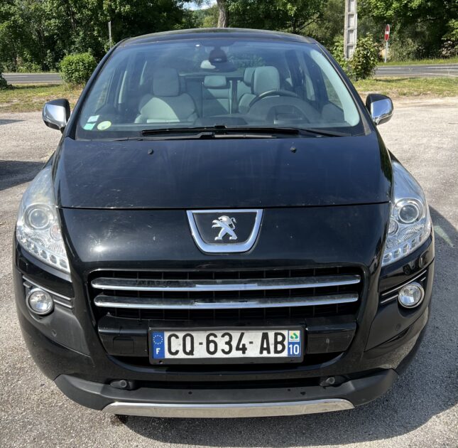 PEUGEOT 3008 MONOSPACE 2.0 HDI 200CH 4X4 