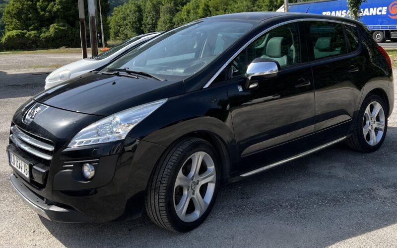 PEUGEOT 3008 MONOSPACE 2.0 HDI 200CH 4X4 