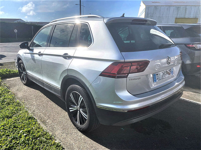 VOLKSWAGEN TIGUAN  2.0TDI CARAT EXCLUSIVE