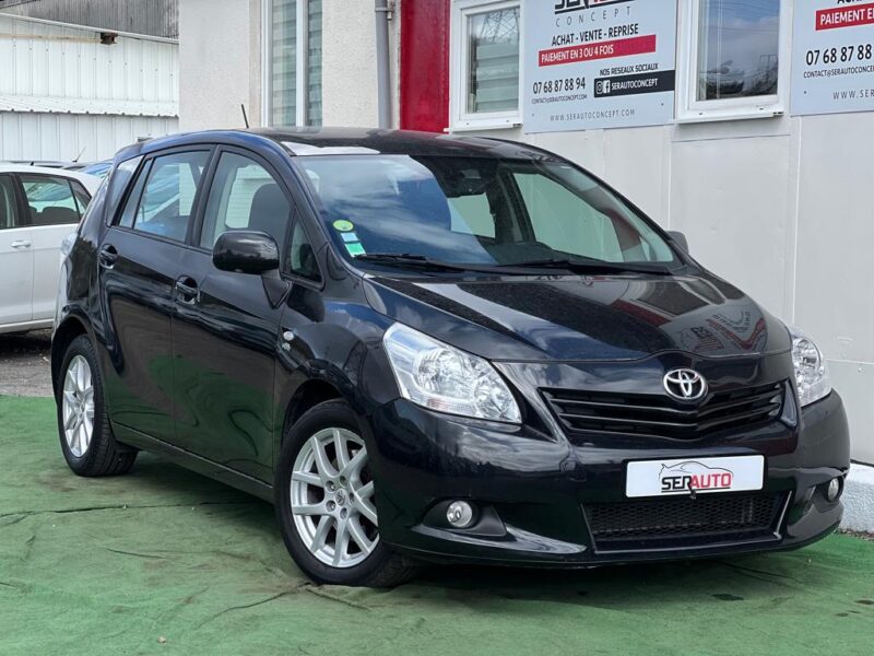 TOYOTA VERSO 2009