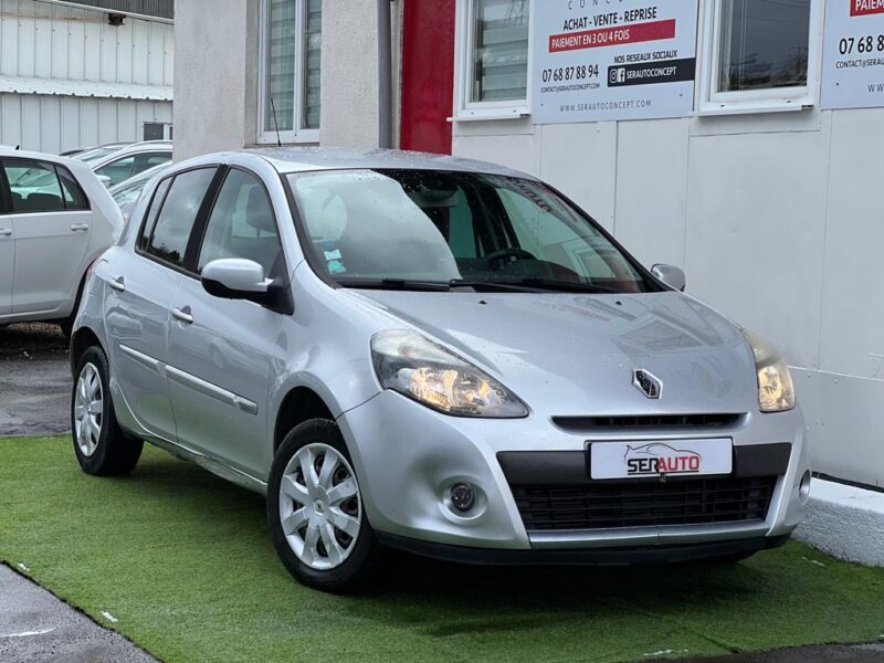 RENAULT CLIO III 2010