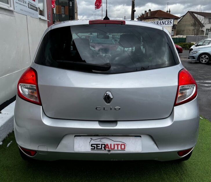 RENAULT CLIO III 2010