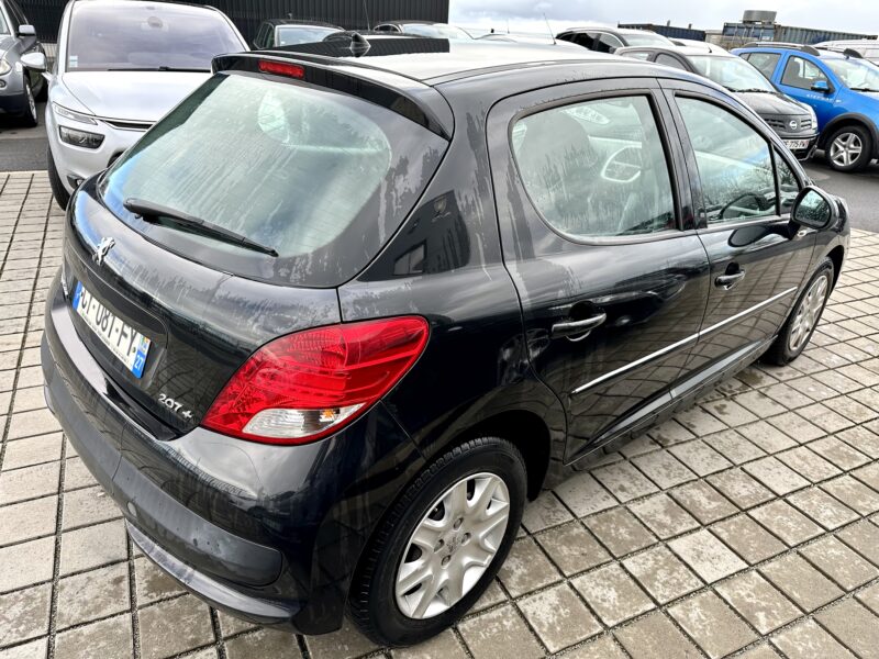 PEUGEOT 207+ 1.4 HDi 70CH BLUE LION