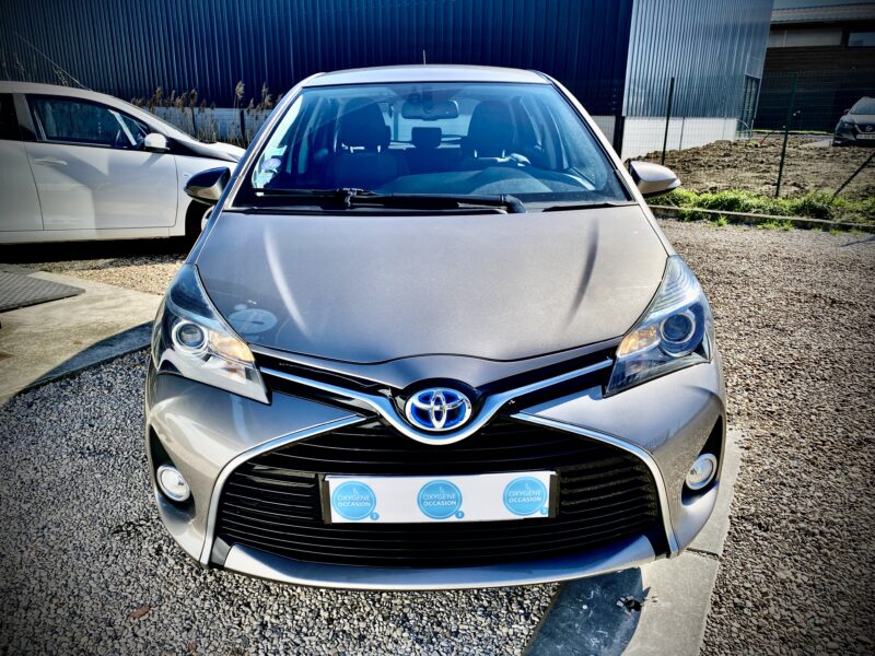 TOYOTA YARIS DYNAMIC 2014