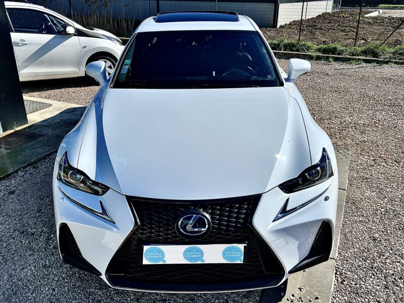 LEXUS IS III 2017