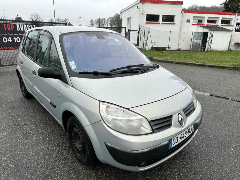 RENAULT SCÉNIC II 2004