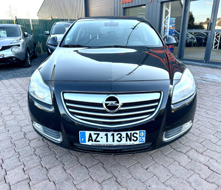 OPEL INSIGNIA 2010