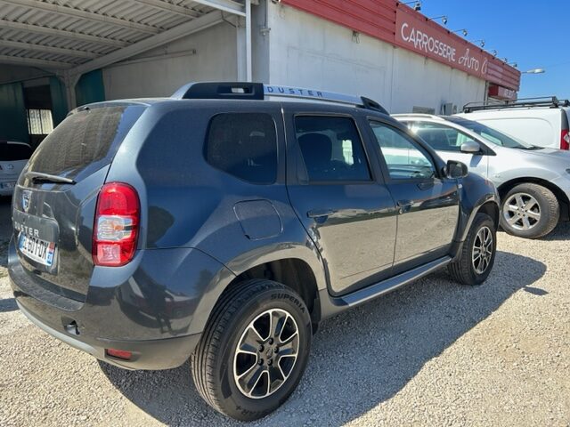 DACIA DUSTER 1.5 DCI BLACK TOUCH 4X2