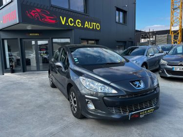 PEUGEOT 3081.6 HDi 110 Premium 