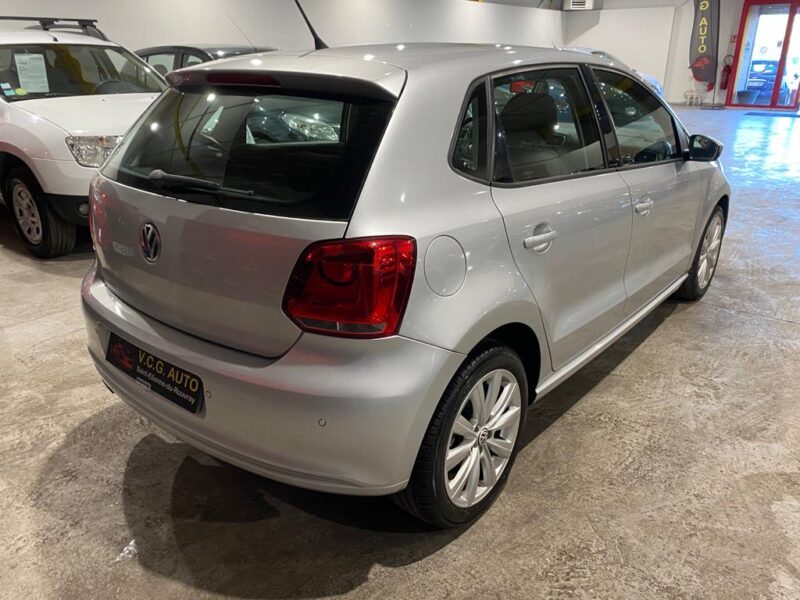 VOLKSWAGEN POLO V 1.6 TDI 90 SportLine