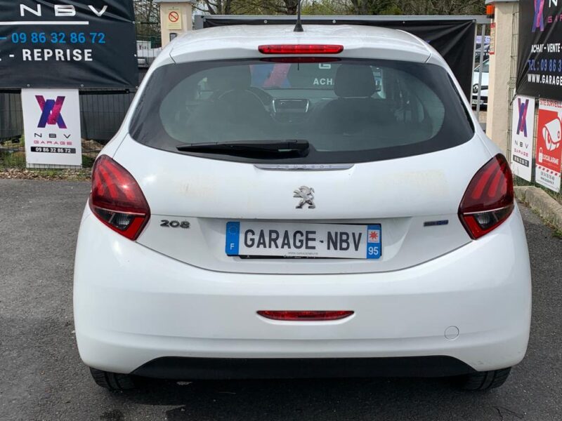 PEUGEOT 208 5 PLACES