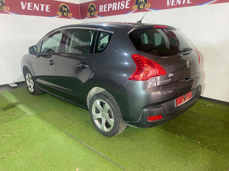 PEUGEOT 3008 Monospace 2009 1.6 HDi 110cv