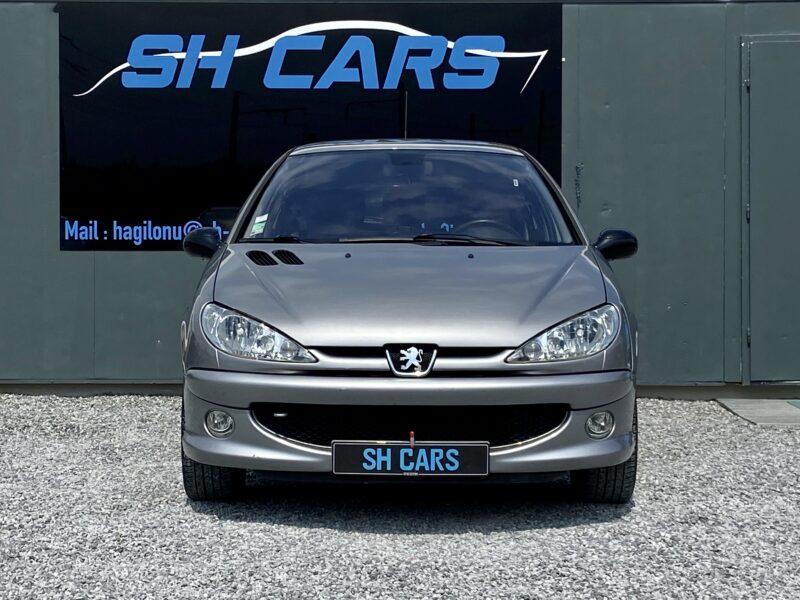 PEUGEOT 206 2004