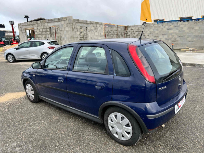 OPEL CORSA C 2004