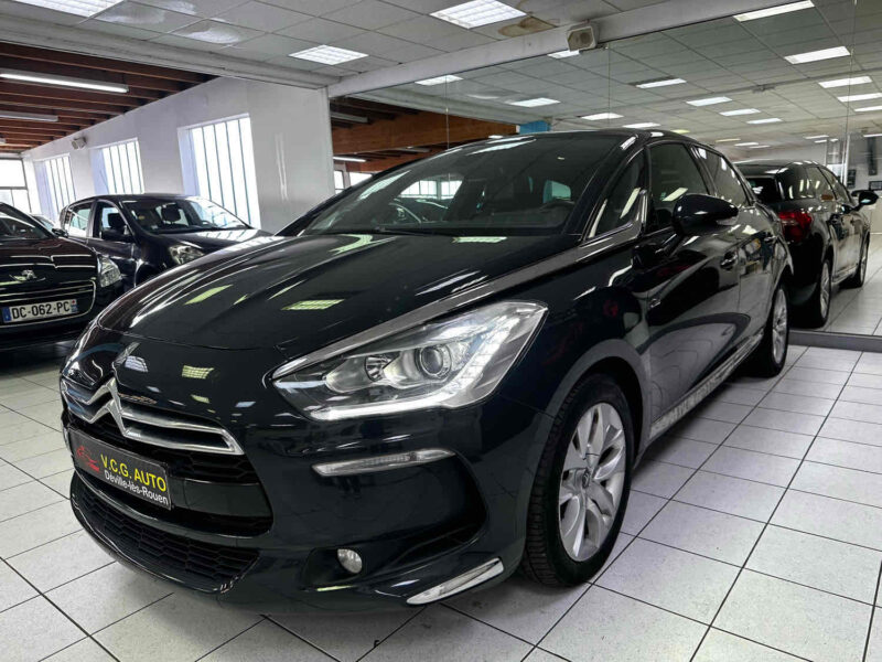 CITROEN DS5 2.0 HDI 200 Hybrid4 ETG6 Executive