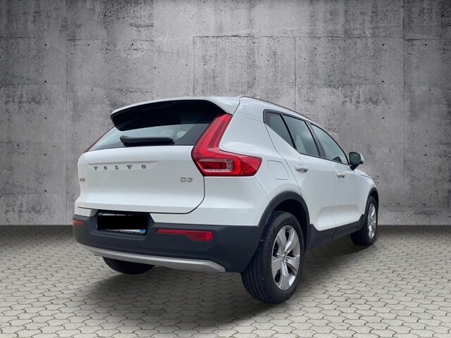 VOLVO XC40 2020