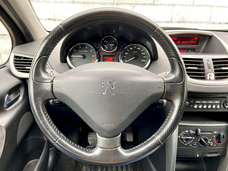 PEUGEOT 207 2007