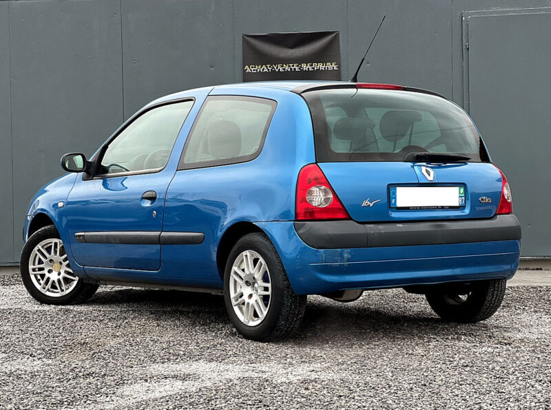 RENAULT CLIO II 2003