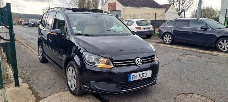 VOLKSWAGEN TOURAN CONFORT LINE 