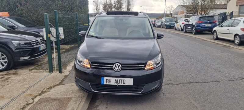 VOLKSWAGEN TOURAN CONFORT LINE 