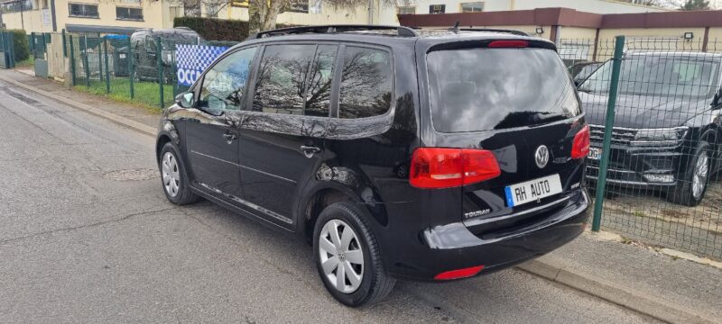 VOLKSWAGEN TOURAN CONFORT LINE 