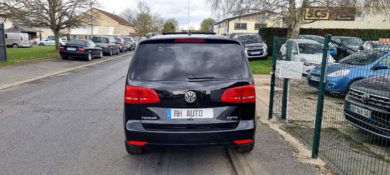 VOLKSWAGEN TOURAN CONFORT LINE 