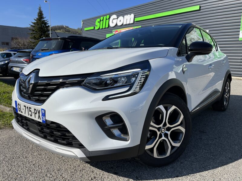 RENAULT CAPTUR II 2021 GPL + ESSENCE 