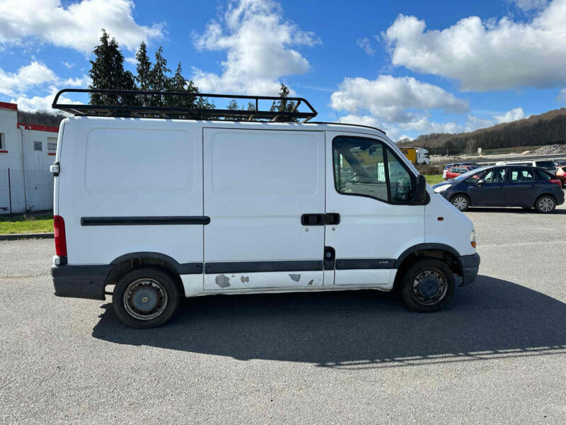 RENAULT MASTER II Camionnette 2001