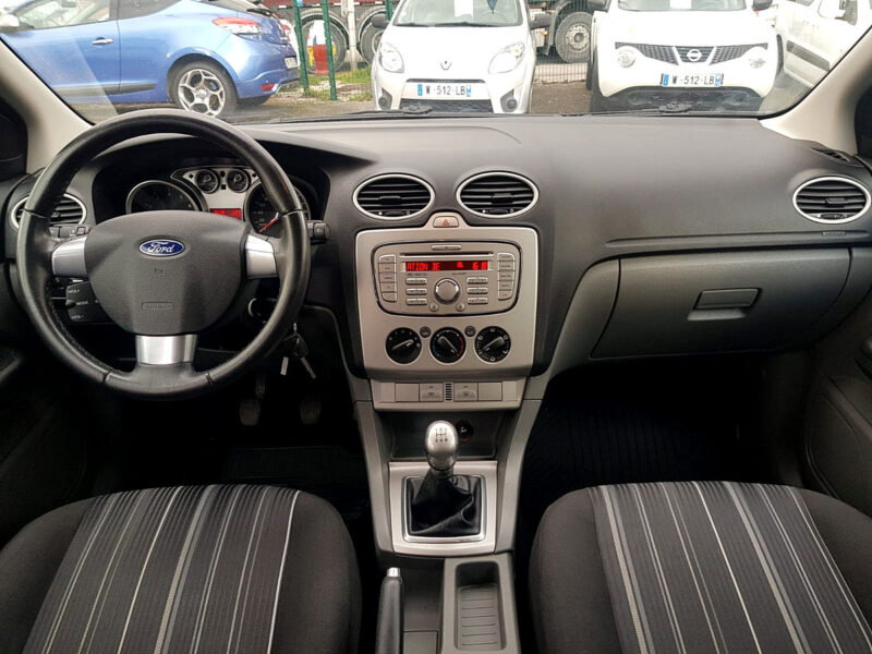 FORD  FOCUS II 1.6i 100CV TREND 