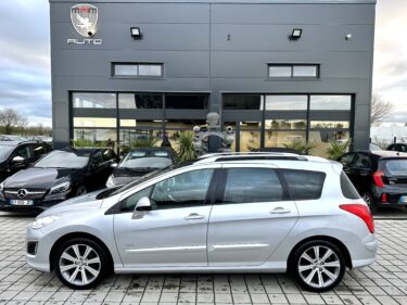 PEUGEOT 308 SW 1.6 HDi 112CH SERIE SPECIALE FAMILY