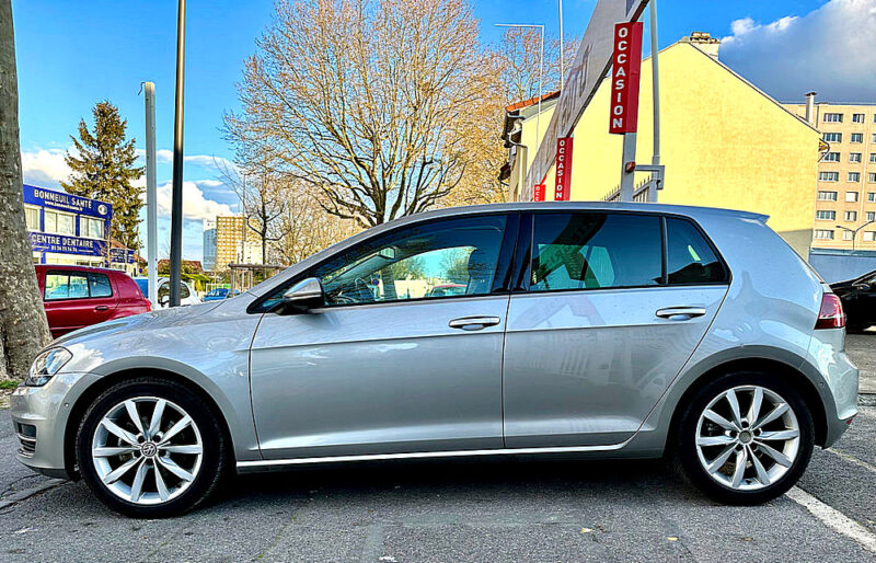 VOLKSWAGEN GOLF VII 2015