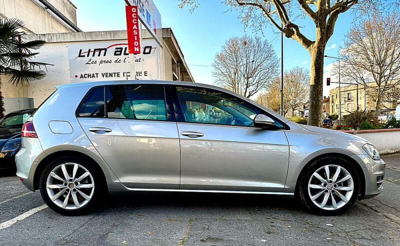 VOLKSWAGEN GOLF VII 2015