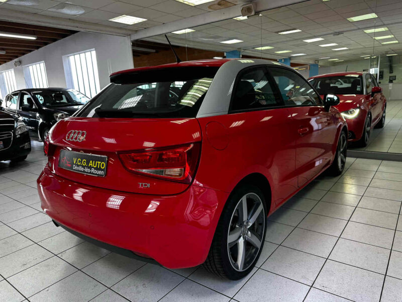 AUDI A1 1.6 TDi 105 Ambition