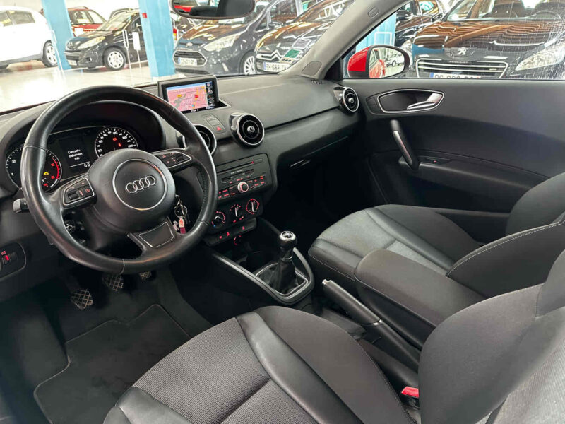 AUDI A1 1.6 TDi 105 Ambition