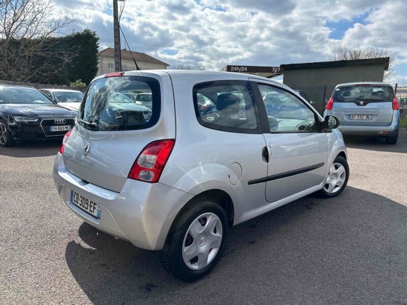 RENAULT TWINGO II 2007