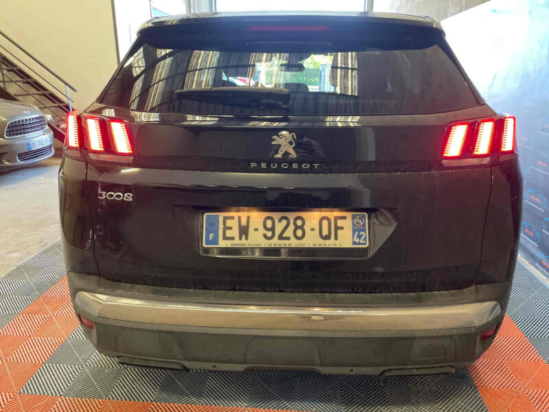 PEUGEOT 3008 SUV 1.5 BlueHDi 130 1499cm3 131c