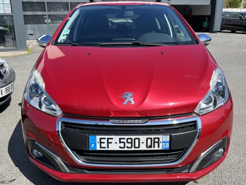 PEUGEOT 208 PHASE II 1.2 82 Cv 5 PORTES / ECRAN GPS BLUETOOTH REGULATEUR CRIT AIR 1 - Garantie1an