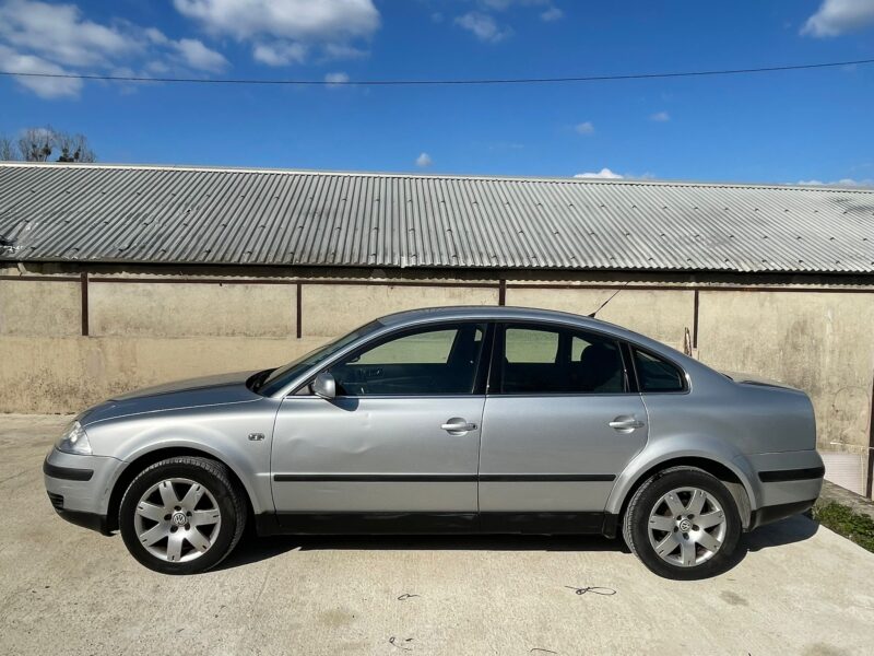 VOLKSWAGEN PASSAT B5.5 2003