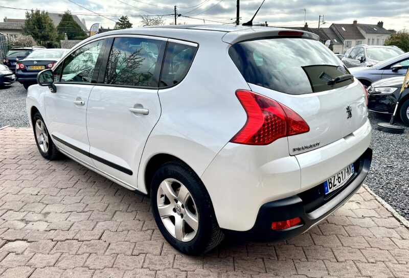 PEUGEOT 3008 Monospace 2011