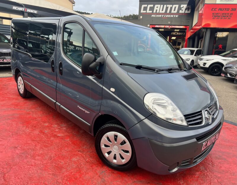 RENAULT TRAFIC II Autobus/Autocar 2013