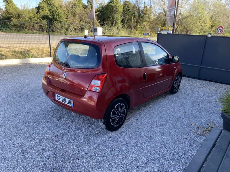 RENAULT TWINGO II 2010