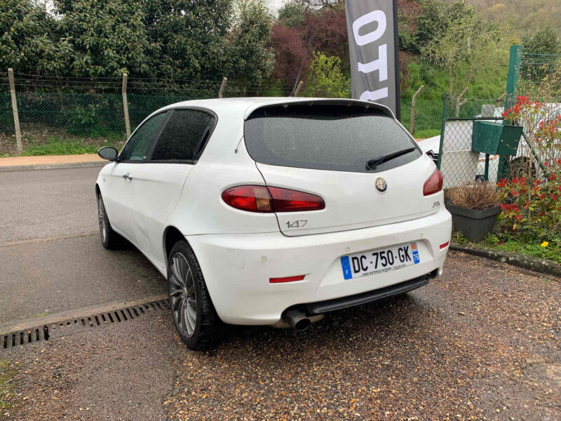 ALFA ROMEO 147 1.9JTDM 120CV